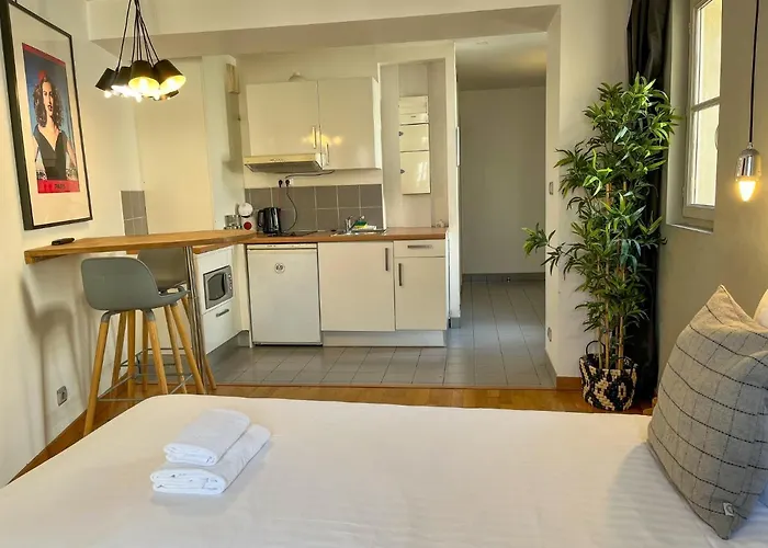 Charmant Studio Dans Un Immeuble 5 * Paříž